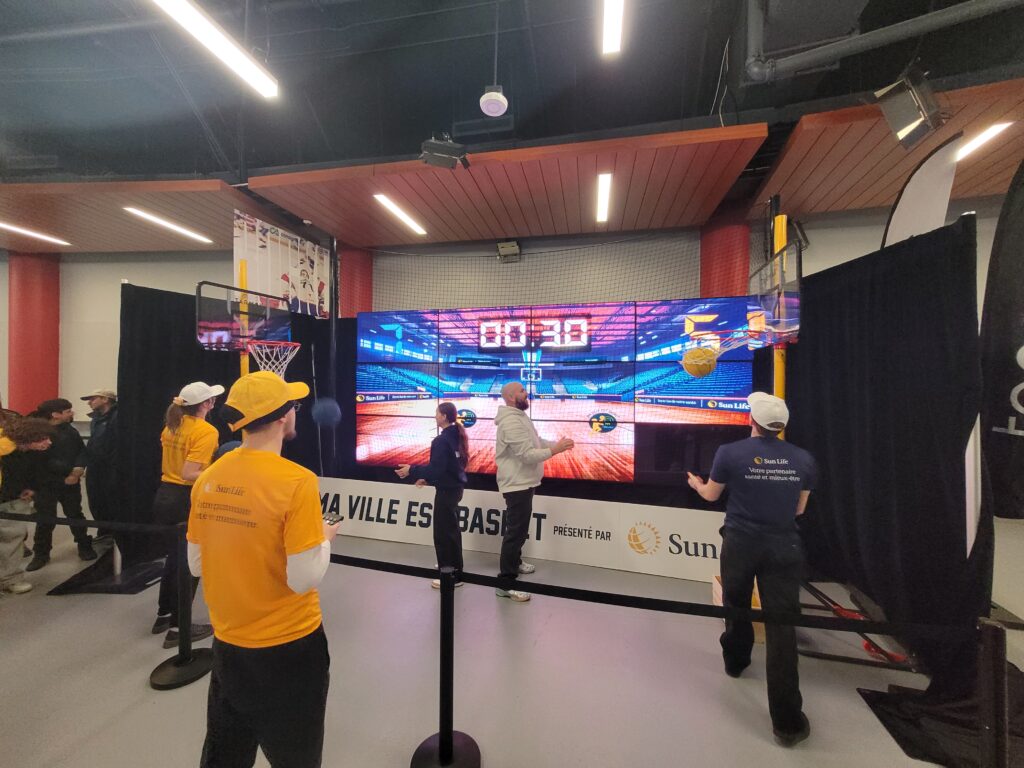 Sun Life Laval Loves Basketball!   